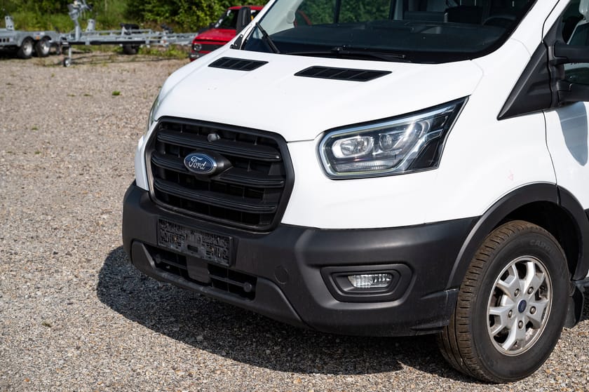 Bilde 2 av Ford Transit 350 Karosseri Cab 2.0 EcoBlue skapbil Auksjon! Les tekst!