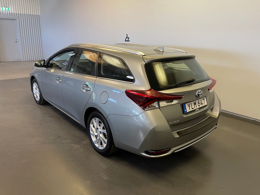 Bild 4 av Toyota Auris Touring Sports Hybrid Sp e-CVT / Backkamera /
