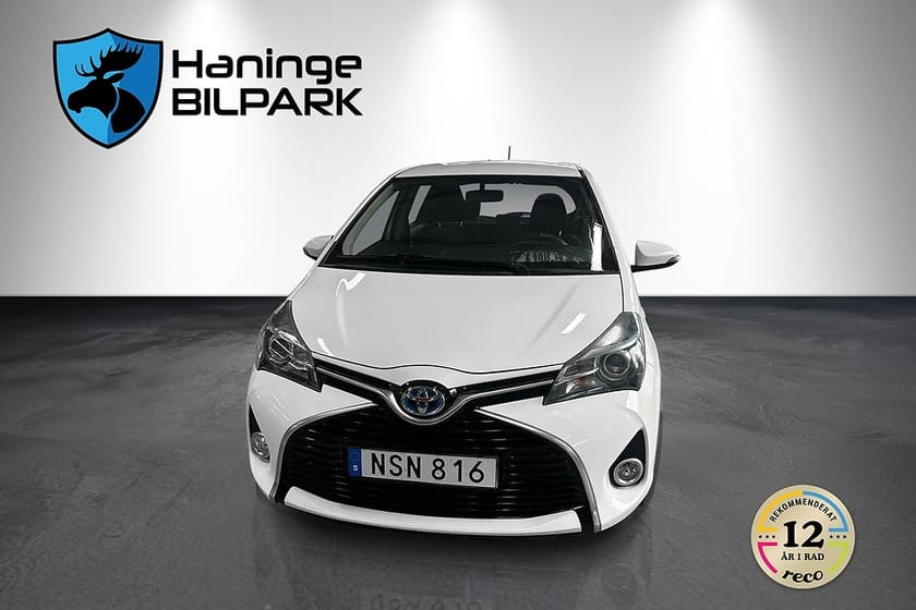 Bild 3 av Toyota Yaris Hybrid e-CVT ACTIVE SUPERDEAL FR 3.95% / BT / B-KAM