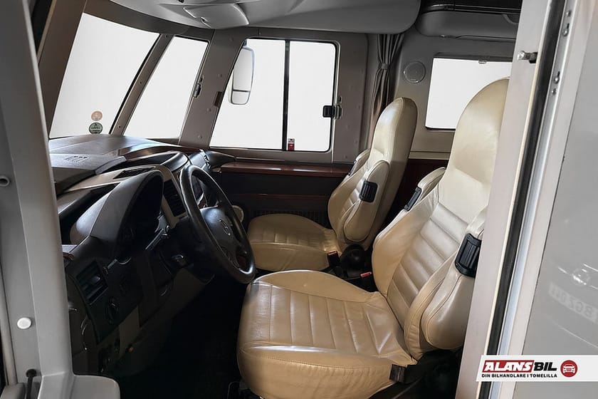 Bild 4 av HYMER Campervan Mercedes-Benz S800 generation 906 3.0 V6 CDI