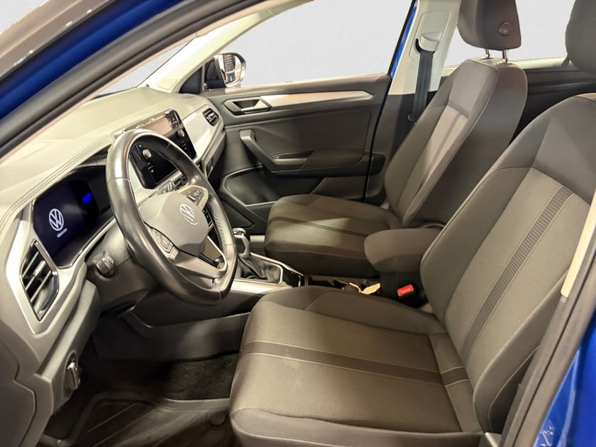Bild 3 av Volkswagen T-Roc 1.5 TSI 150 HK DSG Drag Värm