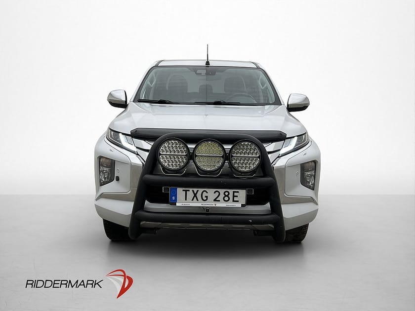 Bild 5 av Mitsubishi L200 Dubbelhytt Premium 2.2 4WD Värmare Drag Skinn Diff Moms