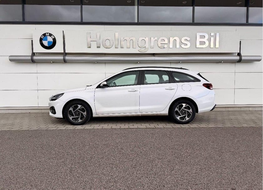 Bild 3 av Hyundai i30 Kombi 1.0 T-GDi 100hk MHEV DCT Essential F Rasspk