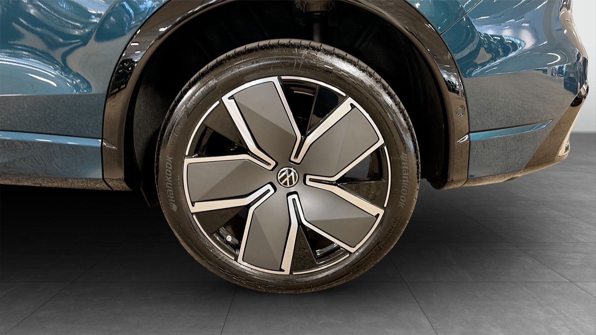 Volkswagen Tiguan eHybrid R-Line 2026, bild 6/10