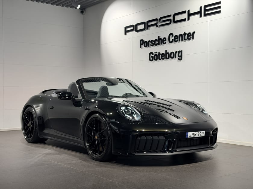 Bild 2 av Porsche 911 Carrera 4 GTS Cabriolet PTS Dark Olive
