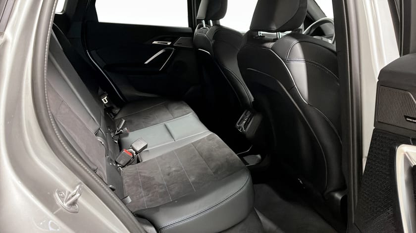 Bild 5 av BMW X1 xDrive25e M Sport H/K Backkamera Comfort Access