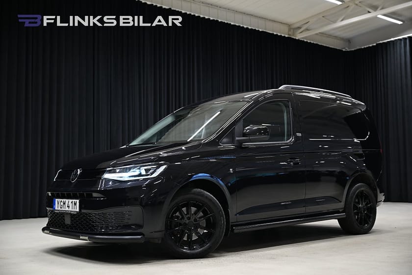 Bild 1 av Volkswagen Caddy Cargo DSG 122HK BlackEdition|Drag|Värmare|GPS|Backkamera|Moms