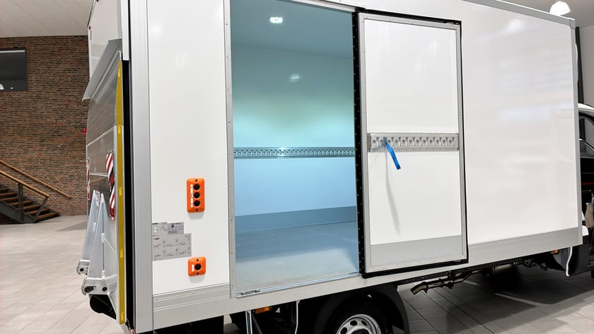 Bild 5 av Iveco Daily 35-180 Van 35S18HA8 Volymskåp | Lagerbil