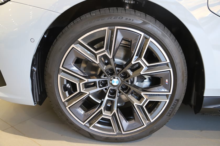 Bild 4 av BMW 530e xDrive Touring / M Sport