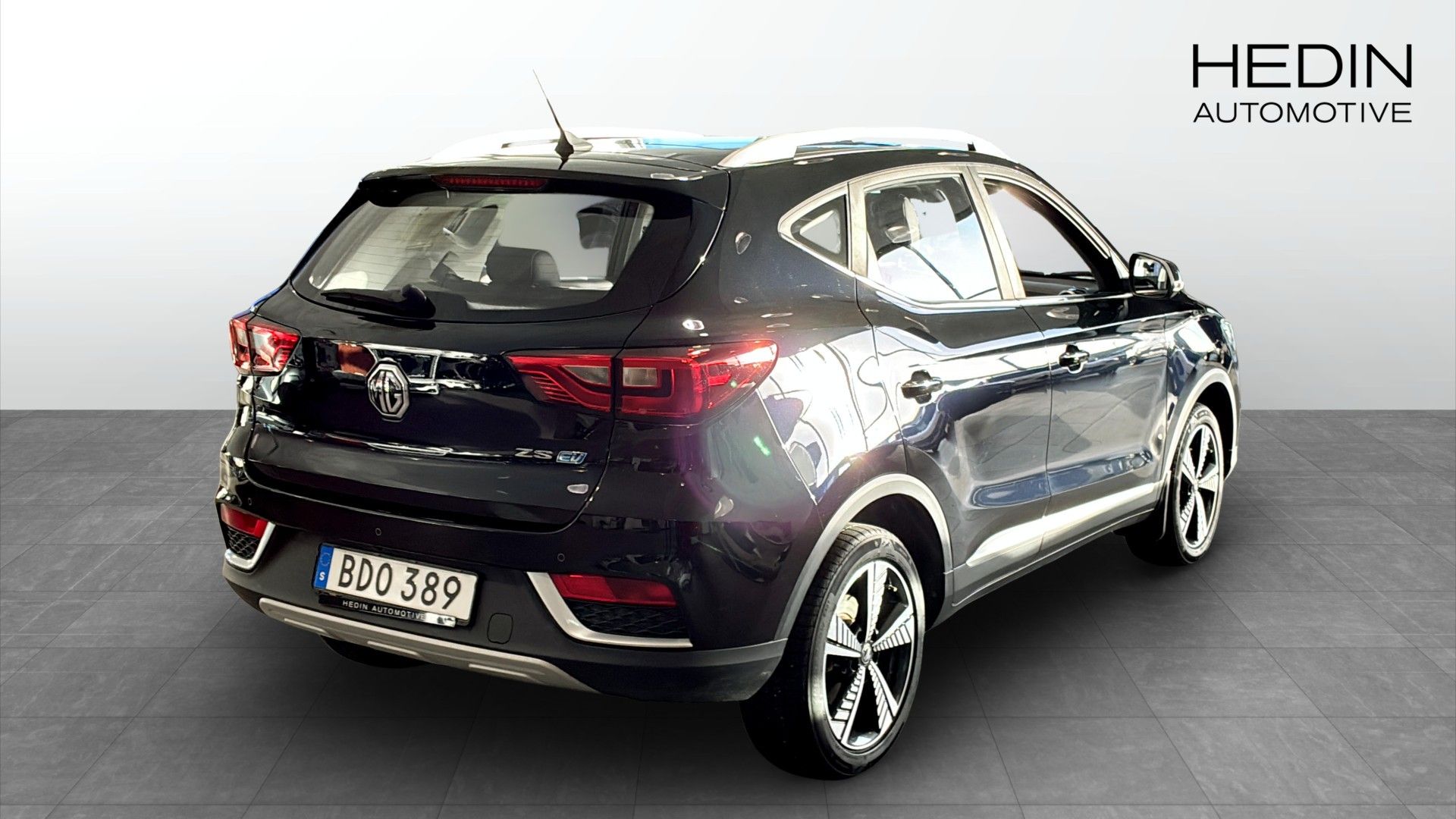 MG ZS Luxury 143hk 2021, bild 2/9