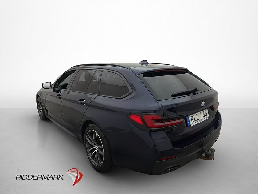 Bild 5 av BMW 530e xDrive Touring M Sport Pano 360 HUD H/K Skinn Drag