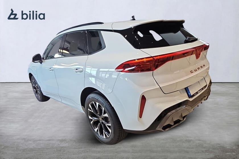 Bild 2 av CUPRA Terramar e-Hybrid 204HK / Drag / Värmare