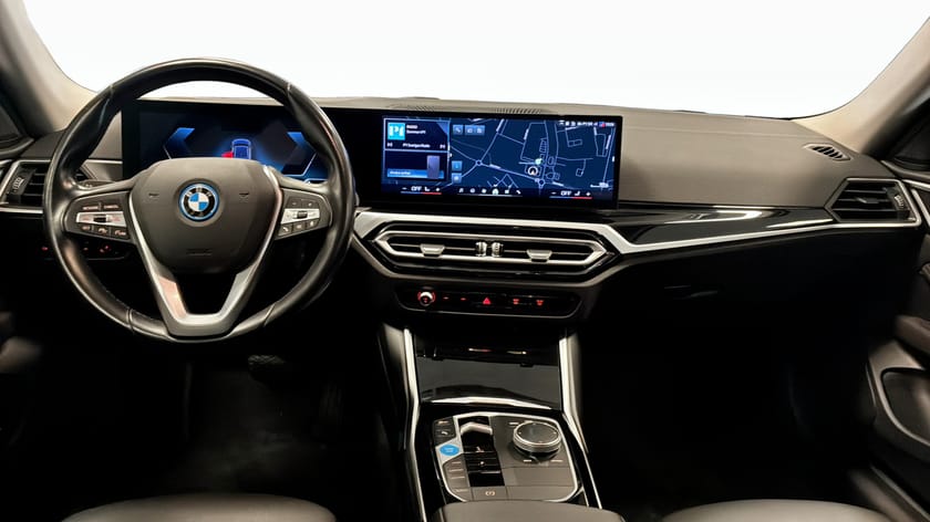 Bild 4 av BMW i4 eDrive40 Gran Coupé HiFi Drag Svankstöd