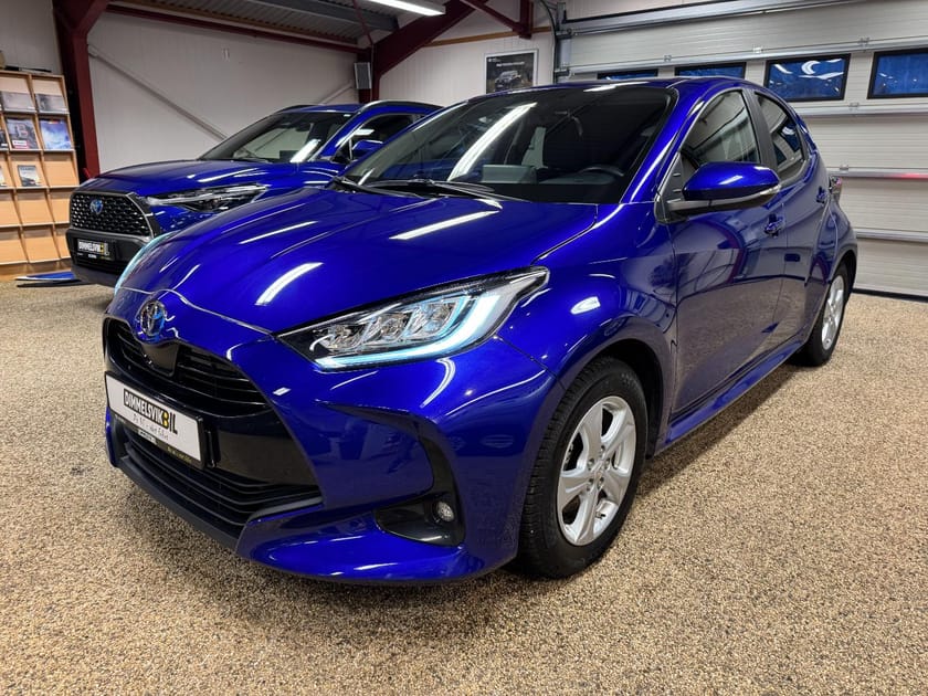Bilde 1 av Toyota Yaris Hybrid 115