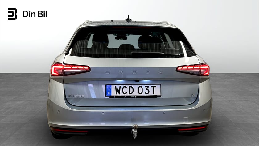 Bild 5 av Škoda Superb iV Kombi Selection DSG Drag/Navigation
