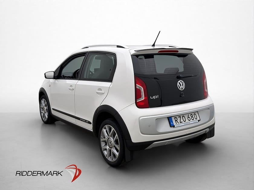 Bild 5 av Volkswagen Cross up! P-Sensorer AC Bluetooth 0.47 l/mil