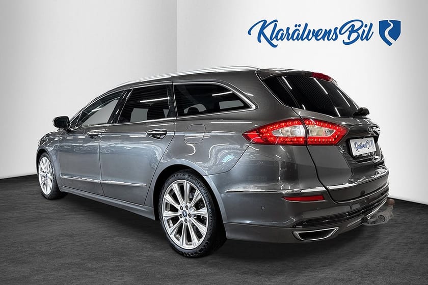 Bild 3 av Ford Mondeo Kombi 2.0 TDCi AWD Vignale (180hk) Pano Massage Drag