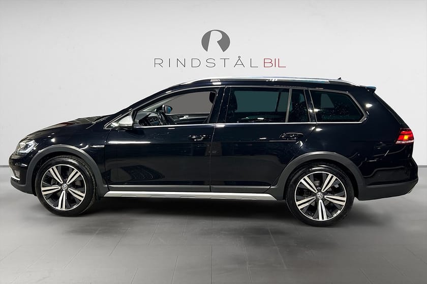 Bild 4 av Volkswagen Golf Alltrack 2.0 TDI 184 HK DSG 4M D-VÄRM DRAG CARPLAY 10000MIL