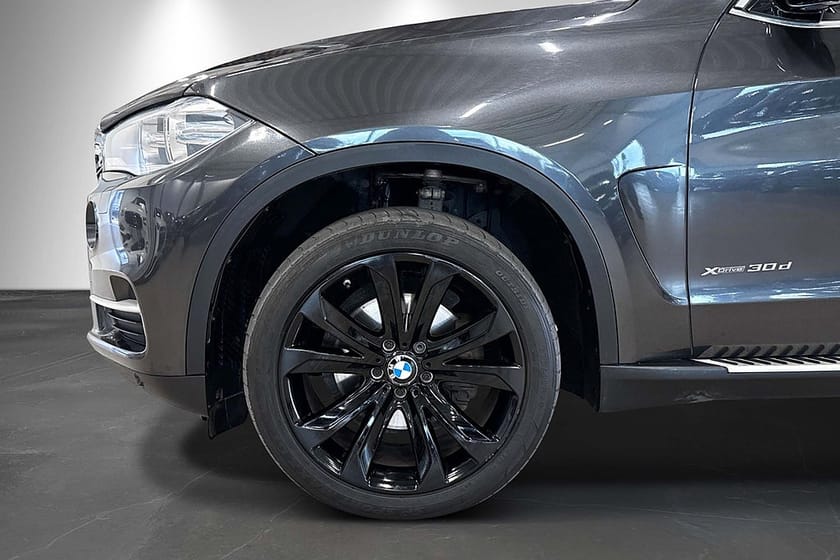 Bild 2 av BMW X5 xDrive30d 258hk Steptronic D-värm Softclose Drag HiFi