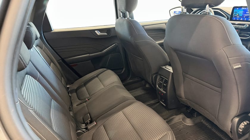 Bild 5 av Ford Kuga Plug-In Hybrid TITANIUM