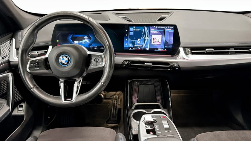 Bild 4 av BMW iX1 xDrive30 M Sport Pano H/K HUD Elstol m minne