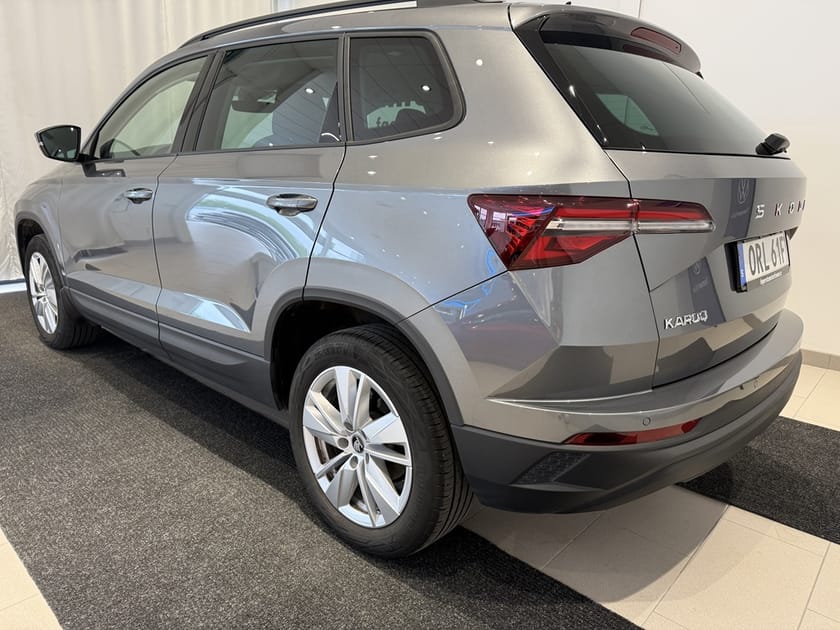 Bild 3 av Škoda Karoq 150 TSI Drag Värmare S&V hjul