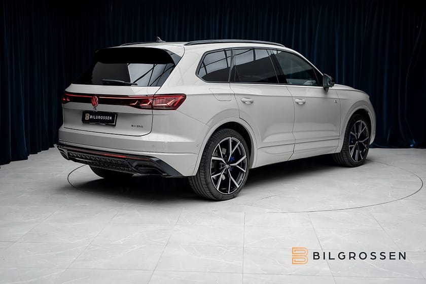 Bild 5 av Volkswagen Touareg R eHybrid 3.0 V6 TSI 4M Massage Pano Dynaudio HUD MOMS