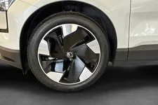 Volvo EX30 Single Motor Extended Range