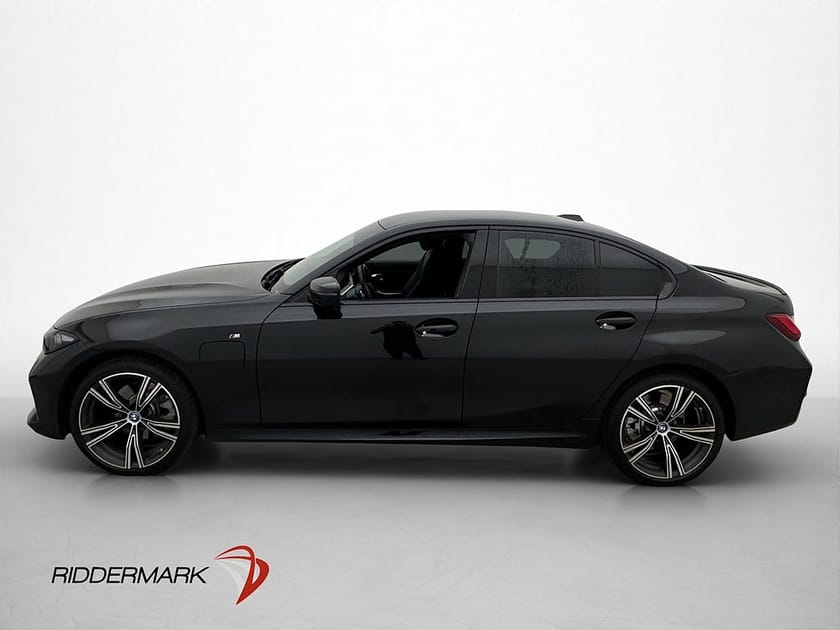 Bild 4 av BMW 330e xDrive Sedan M-Sport P-Värmare Kamera Drag Carplay Navi