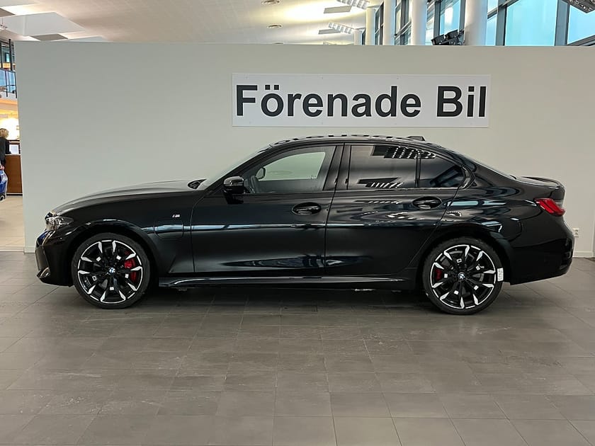 Bild 3 av BMW 330e xDrive Sedan 4,95 ränta M Sport Pro H/K Dragkrok