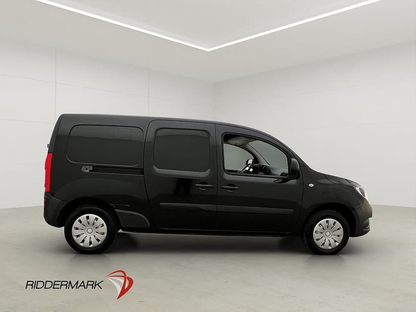 Bild 2 av Mercedes-Benz Citan 109 CDI L2 Ny-Kamrem Drag Bluetooth Moms