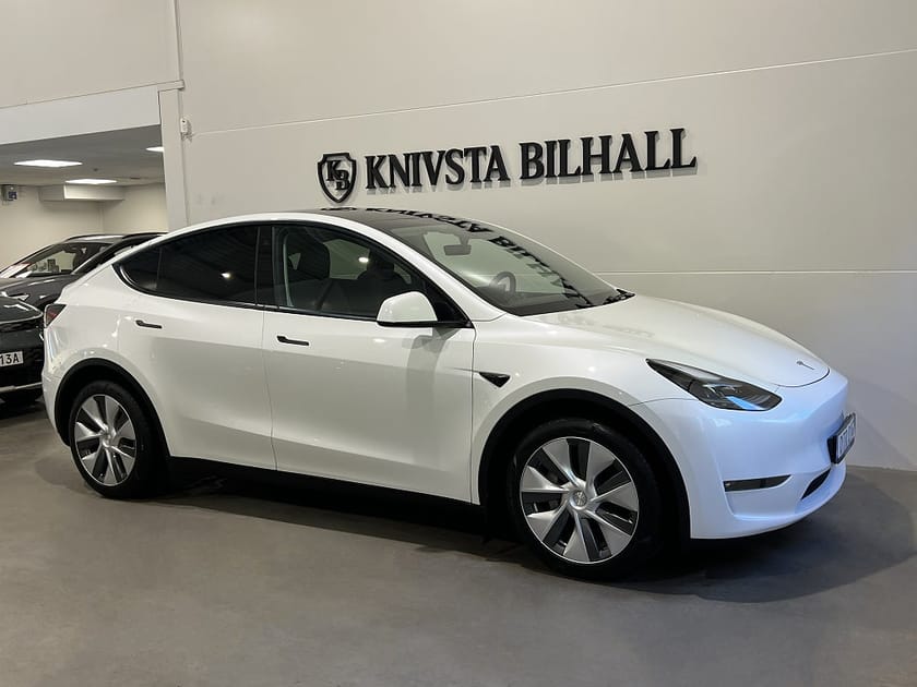 Bild 3 av Tesla Model Y Long Range AWD Leasbar Drag 514hk