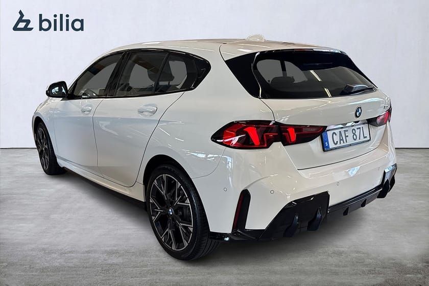 Bild 2 av BMW 120 M Sport Design Backkamera Farthållare Navi
