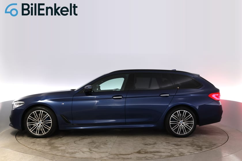 Bild 4 av BMW 540i xDrive Touring M-Sport Pano HUD 360* Se Utr