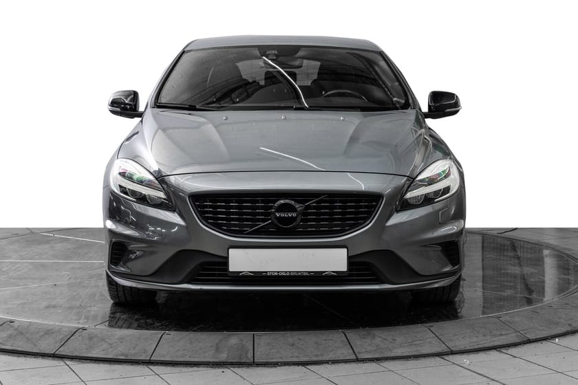 Bilde 3 av Volvo V40 T2 R-Design 122hk Aut /Skinn/ Webasto/ Kamera/ Krok