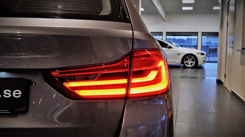 Bild 4 av BMW 530i xDrive Touring M Sport Pono H\K Head up Drag