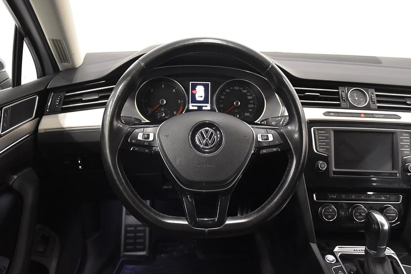 Bild 2 av Volkswagen Passat Alltrack 2.0 4Motion D-värm Adaptivf Rattv Dragkrok