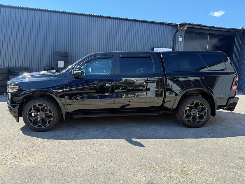 Bild 5 av RAM 1500 Crew Cab Limited Night HEMI 4WD