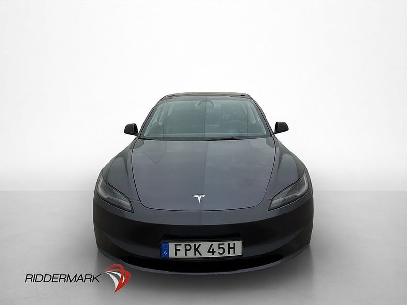 Bild 3 av Tesla Model 3 Long Range AWD MOMS Autpilot Pano Kamera