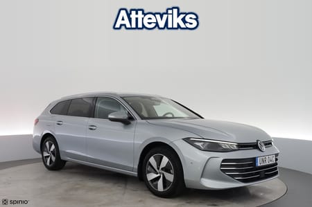 Volkswagen Passat Sportscombi eTSI DSG Edition Drag Kamera Keyless P-Värm El-Luc