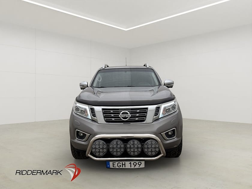 Bild 2 av Nissan Navara Dubbelhytt Tekna 2.3 4WD Drag Skinn Diff V-inr Kåpa