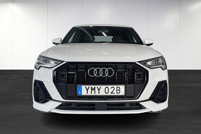 Bild 2 av Audi Q3 40 TFSI quattro S Tronic S Line Drag Värmare Svartoptik