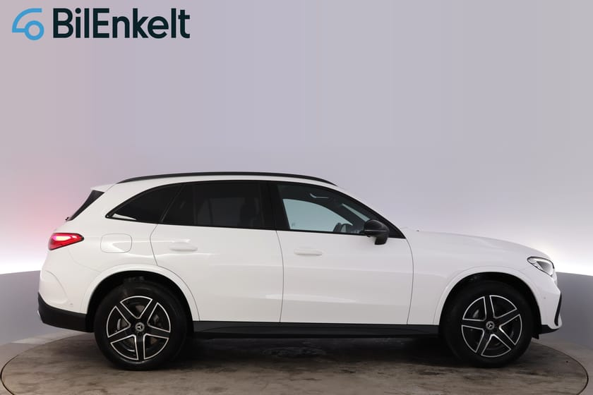 Bild 2 av Mercedes-Benz GLC 300 e 4MATIC