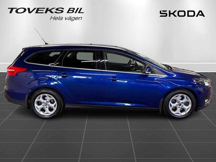 Bild 2 av Ford Focus Kombi 2.0 TDCi 150Hk Titanium Drag Elstol