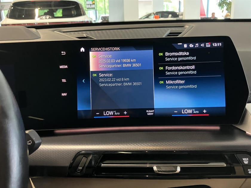 Bild 4 av BMW iX1 xDrive30 M Sport Drag Innovation 360 DAP Pano Elstol H K Travel Komfort Rattvärme Heljusass