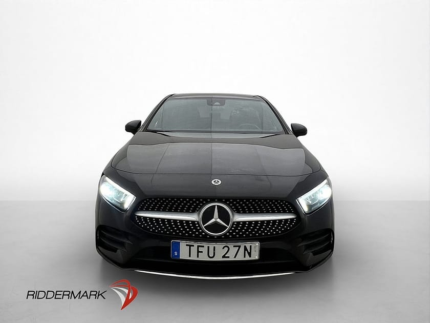 Bild 2 av Mercedes-Benz A 180 A180 AMG Line Kamera Halvskinn Farthållare