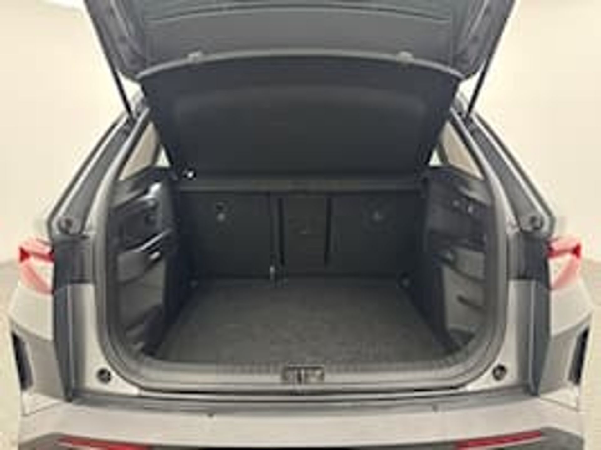 Skoda Elroq 2025, bild 4/4