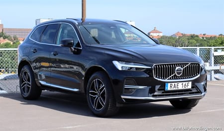 Volvo XC60 T6 2.0 Recharge AWD Panorama S/V.hjul Moms