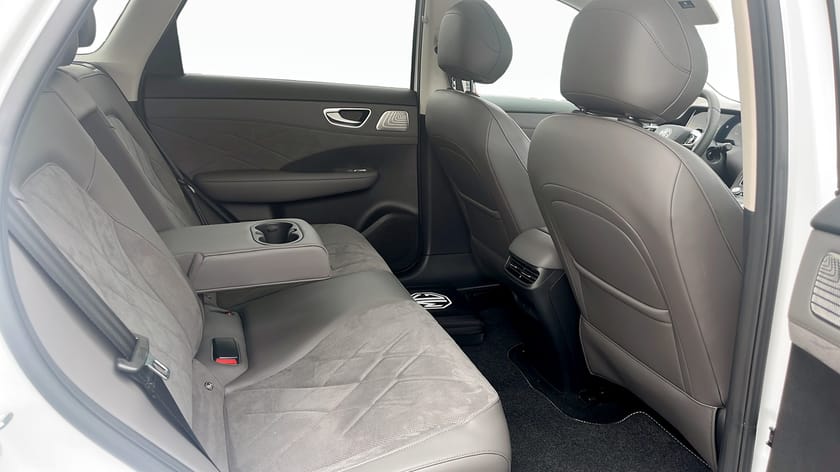 Bild 5 av MG S6 EV Dual Motor LUXURY AWD 77KWH  | LANSERINGSERBJUDANDE