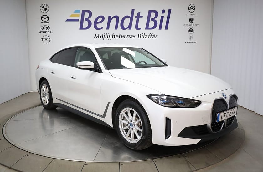 Bild 1 av BMW i4 eDrive40 Gran Coupé | Adaptiv farth. | Dragkrok | Laser